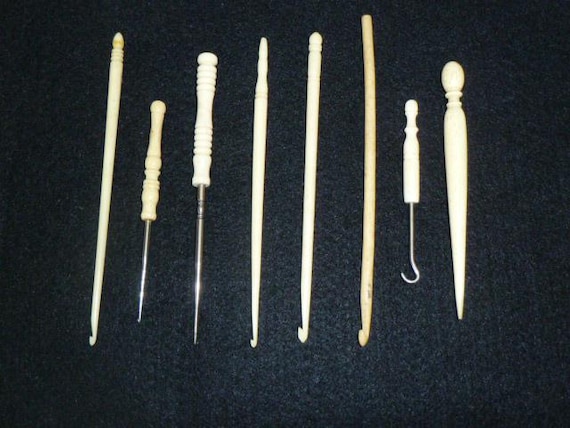 Antique Bone Crochet Hook-Sewing Awl Lace Making Hook - Turned Ox-Bone - Victorian/Edwardian