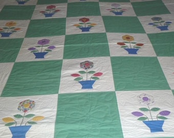 Vintage quilt met bloemen appliqué bloem gewatteerde jaren '30 feedsack appliqué-96 x 74"