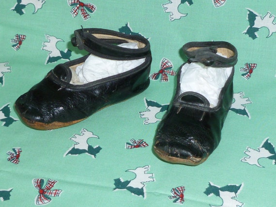 Darling Antique Mary Jane Shoes 1800s Baby Girl S… - image 1