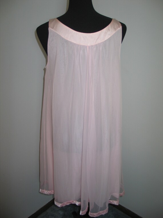 Vintage Pink Robe & NightGown 1960s Sheer Nylon S… - image 6