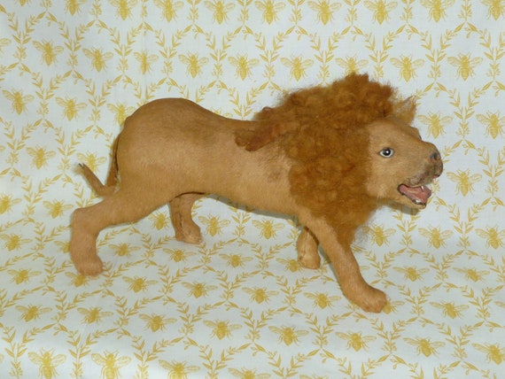 Rare Antique Lion Toy Figure 1900s Vintage LION Animal Pull Toy