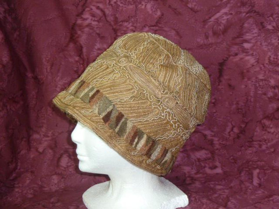 Antique Flapper Hat Woven Tan Cloche Vintage cloche hat tan - Gem main image 3