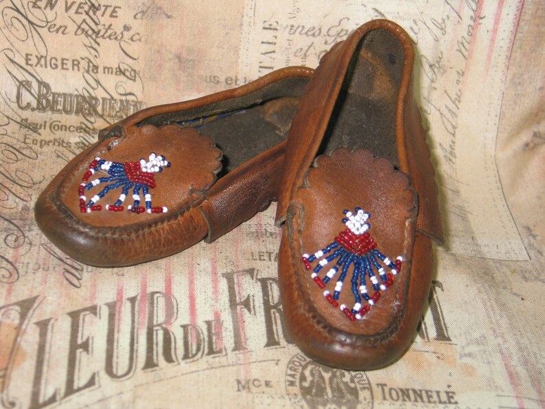 Antique Vintage Baby Shoes / Slippers / Beaded Moccasins / Doll Booties / Childrens Slippers image 1