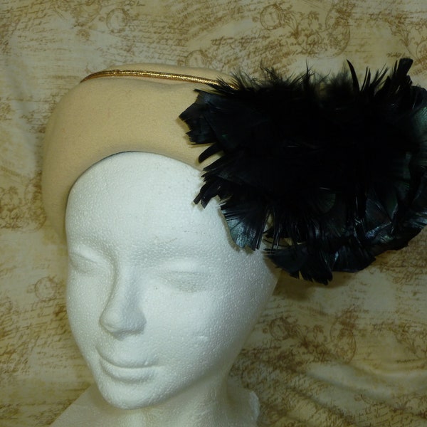 Henry Pollak Hat Vintage 1930s 1940s Antique Feather Cloche Hat Ivory Wool Felt Ostrich Feather Plumes