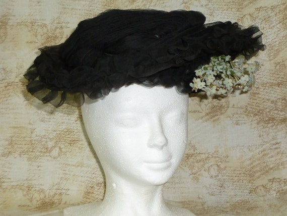 Antique Victorian Hat Black Silk circa 1890s Silk… - image 2