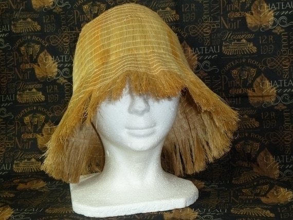 Sassy Sun Hat Beach French Riveira 1930s 1940s Stage Photo Prop Period Costume View 2