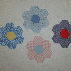 ☆アンティークキルト　フラワーガーデン Antique quilt grandmothers flower garden - Etsy 日本