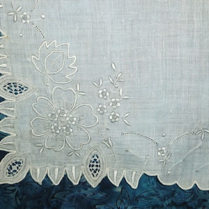 Antique Hanky Vtg APPENZELL Linen LACE Heavily Embroidered Bridal Wedding Handkerchief Hanky Hankie