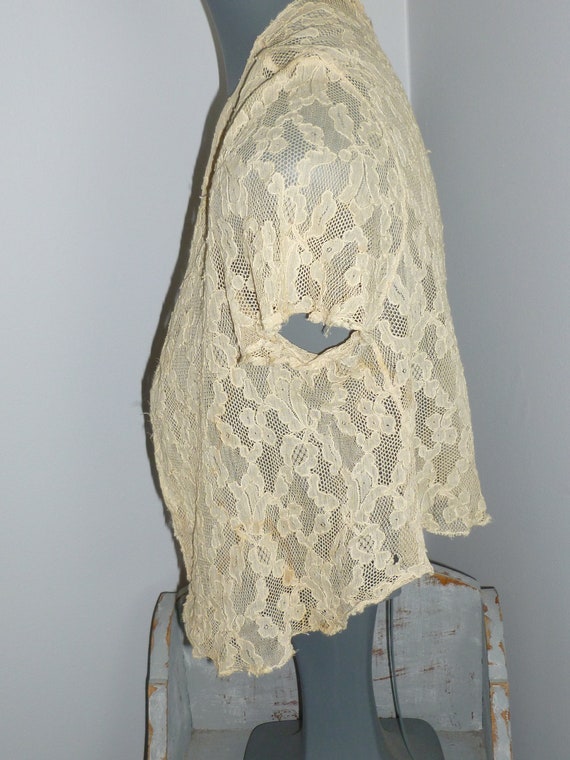 Devine Antique Chantilly Lace-Blouse-Bolero Jacke… - image 7