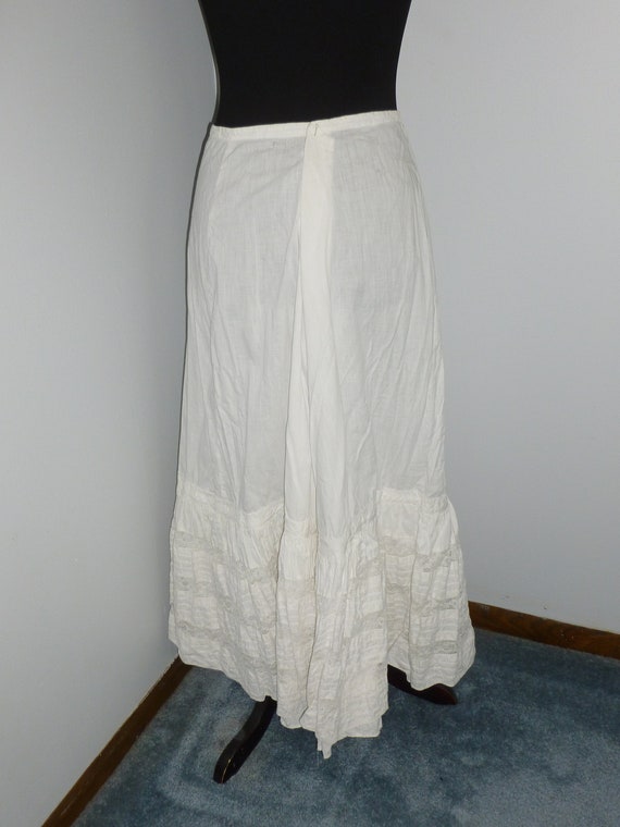 Gorgeous Antique Petticoat Skirt Valenciennes Lac… - image 5