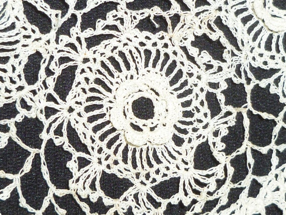 Antique Lace Collar Vintage Dimensional Irish Cro… - image 3