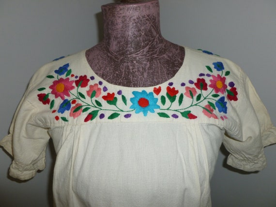 Vintage Peasant Blouse 1960s 1970s Floral Embroid… - image 5