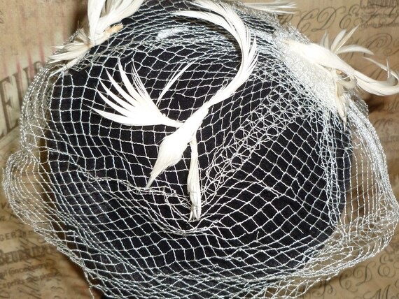 Vintage 1950s 1960s Net Hat-fabric Feather Birds Mad Men  display picture 2