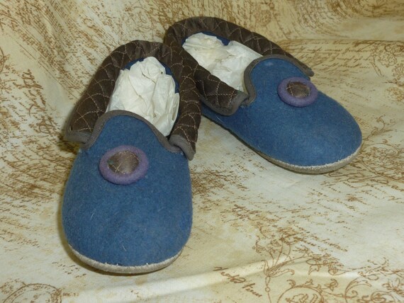 Antique Childrens slippers Baby Shoes-booties / D… - image 4