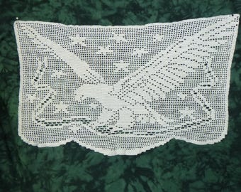 Filet Lace Antimacassar American Eagle USA Sofa Arm Chair Cover Antique Textile Detailed Doily Hand Made Filet Crochet Cotton - Shabby Chic
