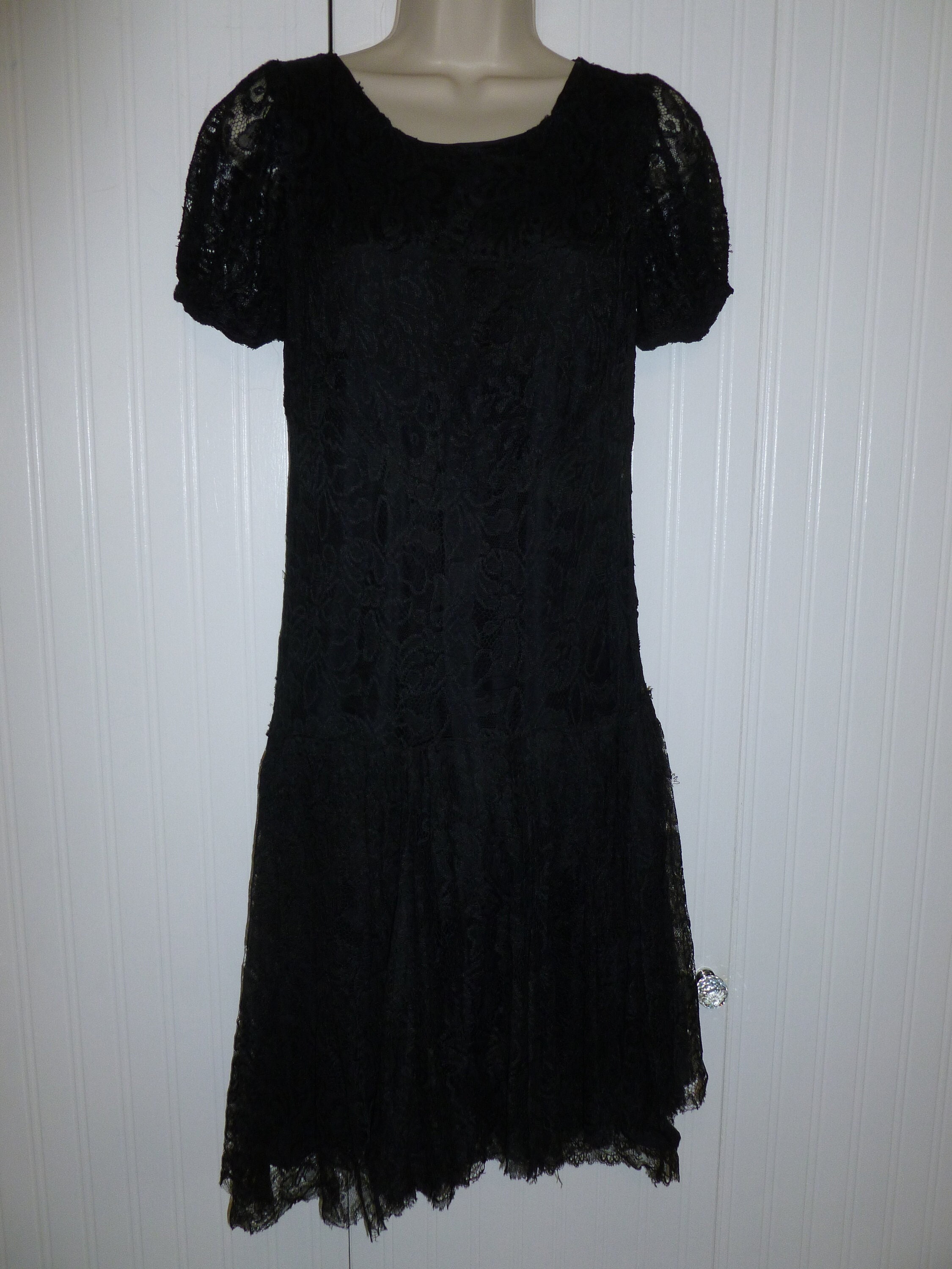 Sleeveless 1920s Silk Dress