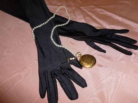 Louis Vuitton Monogram Shadow Classic gloves size 9.5 Black Lambskin  ref.224116 - Joli Closet