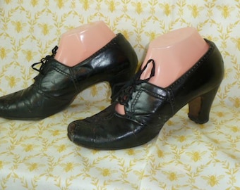 CUTE Antique Shoes-1930s 1940s Oxford Flapper-womans Vintage Black
