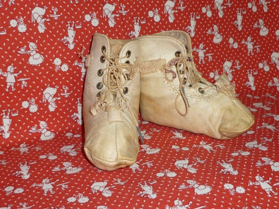 Darling Antique Victorian Baby Shoes Edwardian Vin