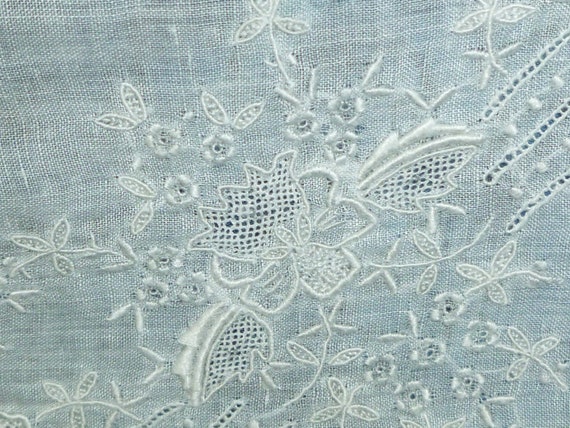 Antique Hanky Vtg APPENZELL Linen LACE Heavily Em… - image 7