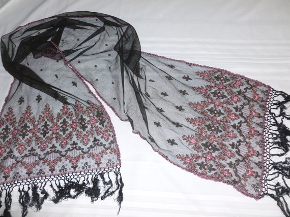 Amazing ANTIQUE Victorian Shawl - Silk Embroidered