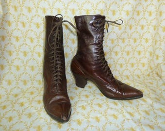 Antique Boots Red Goose Victorian Edwardian Womans Brown Leather High Top Lace Up Shoes Boots Stage Photo Prop