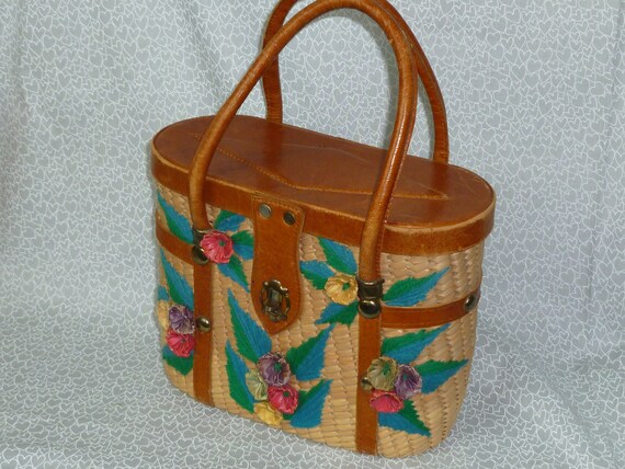 Vintage Wicker Purse Handbag / 1950s Purse / Mid C