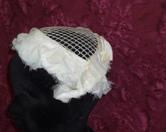 Cute Vintage Hat White Petal Fancy Vintage 1960s Headpiece Special Occasion Hat Costume