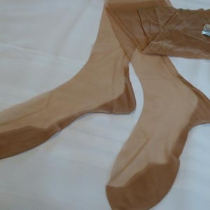 NWT Vintage Stockings Seamed Garter Stockings &quot;Belle Sharmeer&quot; size 10 1/2 Nylon Hosiery 1 Pair UNWORN