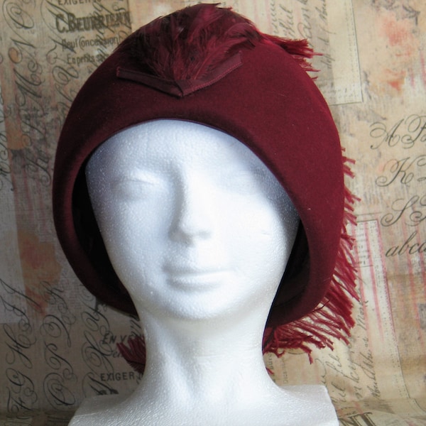 Mr Charles Cloche Hat / Vintage Mid Century Hat Original Red Feather Womans Ladies Designer Cloche Hat 1940s 1950s