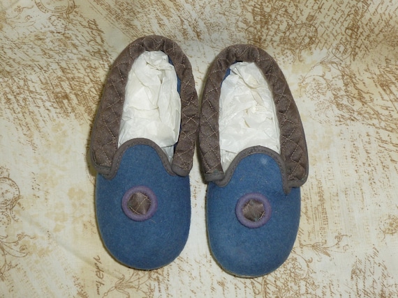 Antique Childrens slippers Baby Shoes-booties / D… - image 5