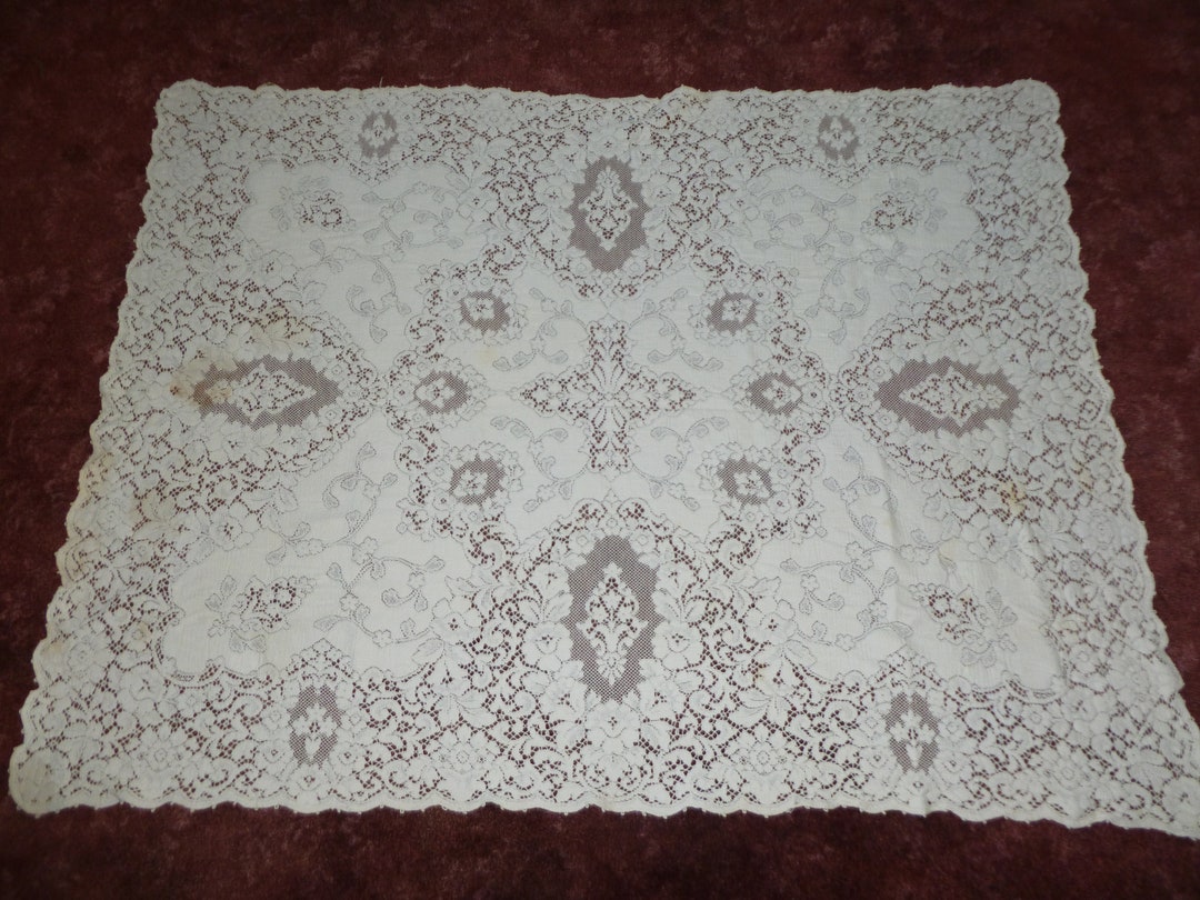 Vintage Quaker Lace Tablecloth Flowers 61x49 Perfect for Holiday Entertaining Wedding Etsy