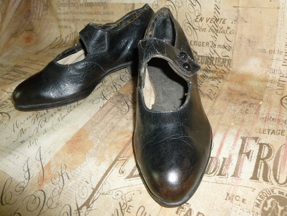 Fabulous Antique Edwardian Shoes-Mary Jane Button… - image 2