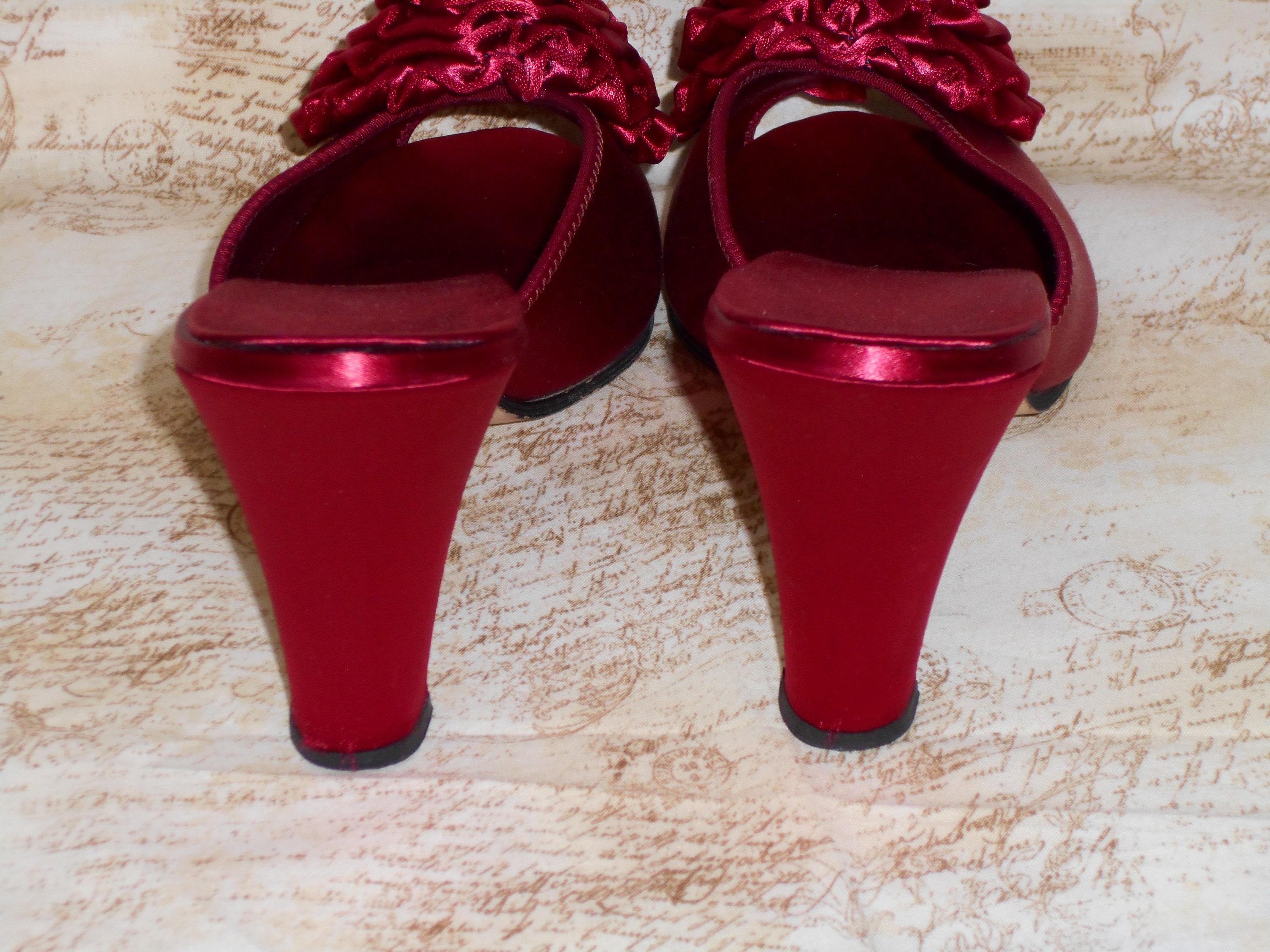 Vintage Daniel Green Men\'s 8.5 Black Velvet Red Satin‎ Slippers USA 2A90 Daniel Green Slippers 8.5 - Etsy Canada main image 2