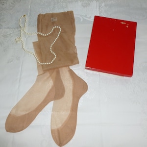 1 Pair Garter Stockings-Seamed Cuban heel Hosiery Size-10 UNWORN