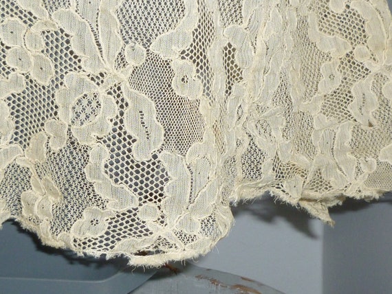 Devine Antique Chantilly Lace-Blouse-Bolero Jacke… - image 6