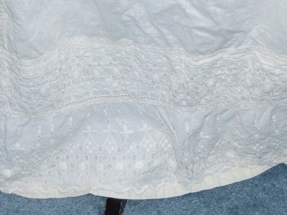 Gorgeous Antique Petticoat Skirt Embroidered Eyel… - image 4