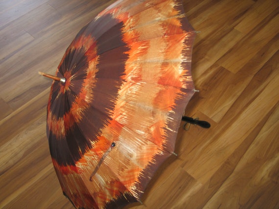 Vintage Umbrella / Parasol / Carved Wooden Handle… - image 7