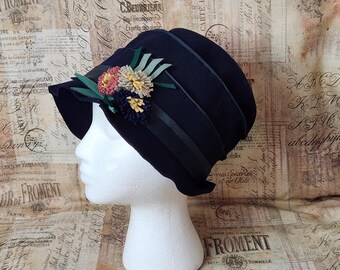 1920s Blue Felt Cloche Hat, Art Deco Flapper Style - Etsy display picture 2