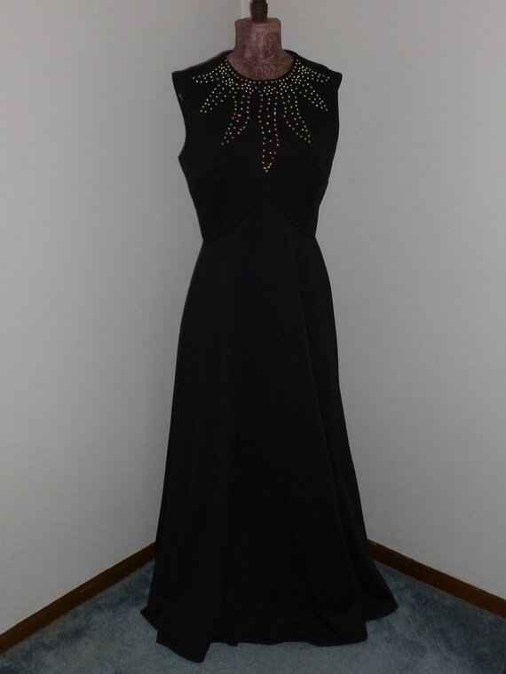 Elegant Vintage Black Dress -Retro 1960s-1970s Ma… - image 2