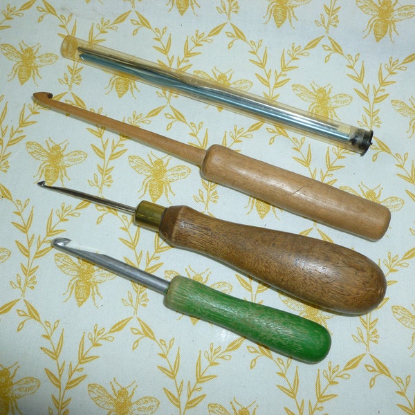 Vintage Rug Hook-Sewing Awl-Needle Punch Rug Making Hook-Button Hole