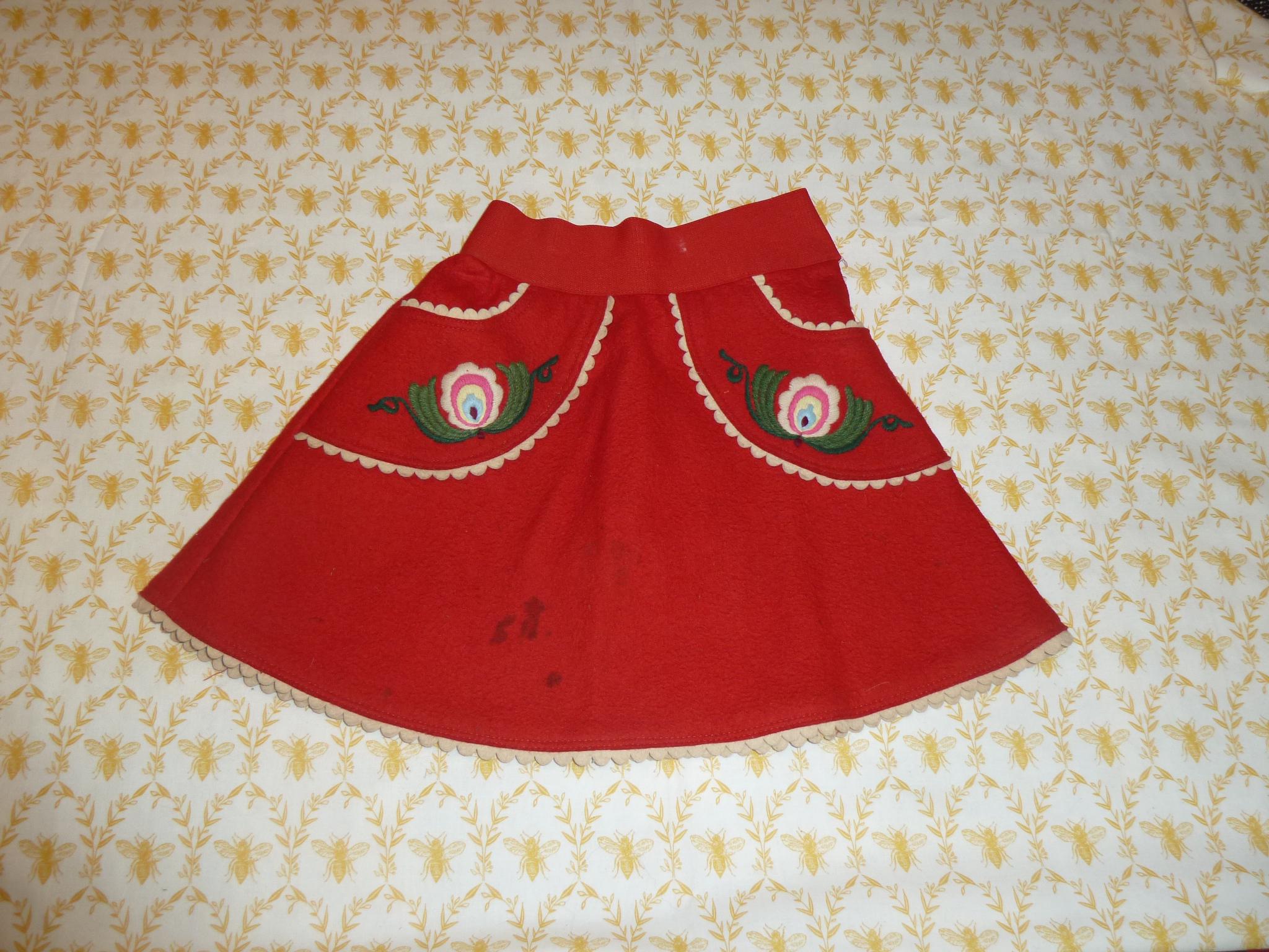 スカート Hungarian vintage embroidery skirt Hungarian Embroidery Skirt - Etsy