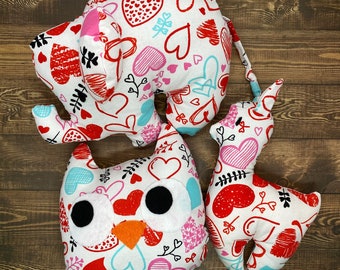 Handgefertigtes Valentinstags-Plüschtier: Baumwoll-Stofftier - Elefant, Eule oder Lama