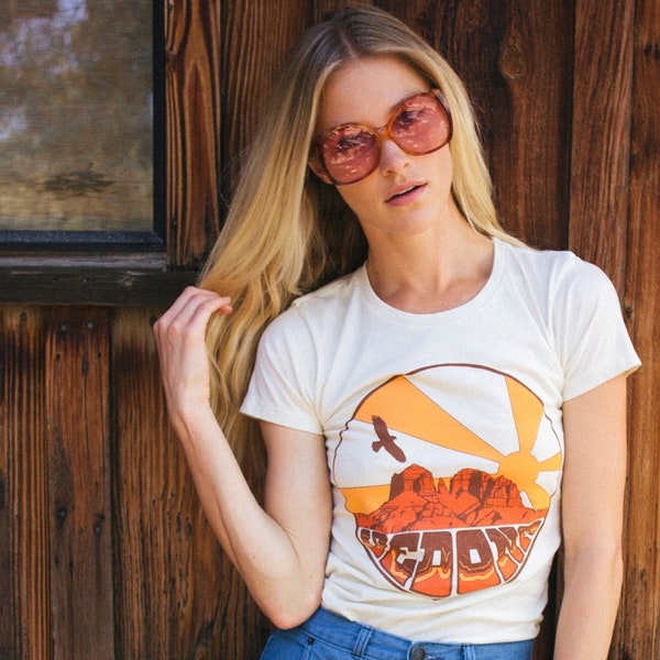 Sedona Tee- Womens Fitted tshirt- 70s vintage inspired- Made in USA- graphic tee- Sedona T-shirt- Desert Tee- Arizona Tee
