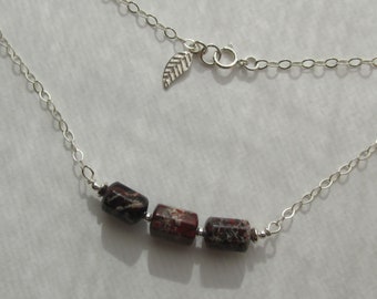 Australian red brecciated jasper choker necklace, 925 Sterling Silver, variegated gray rusty red faceted gemstones, layering necklace