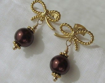 chocolate sea shell pearl earrings, bow knot ribbon ear studs, 585 14K gold plated 925 Sterling Silver, shell core beads, coffee mocha pearl