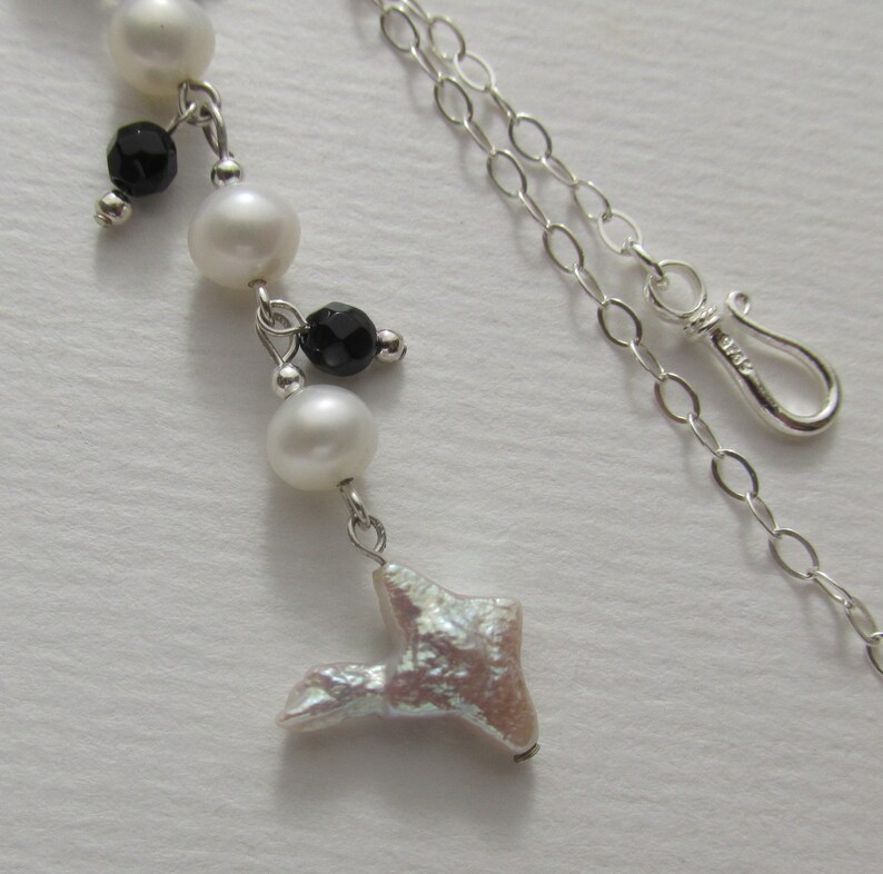 Collier de perles d'eau douce en onyx, perle oiseau keshi, long pendentif en Y, argent sterling 925, pampille de pierres précieuses blanches noires à facettes, feuille florale image 6