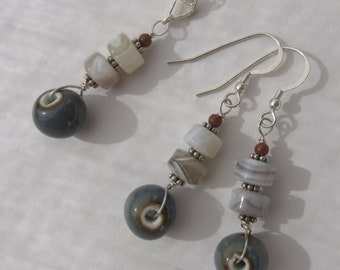 Ensemble de boucles d'oreilles en agate rayée et en jaspe, perles de céramique Raku vintage, argent sterling 925, bijoux d'inspiration amérindienne du sud-ouest des États-Unis