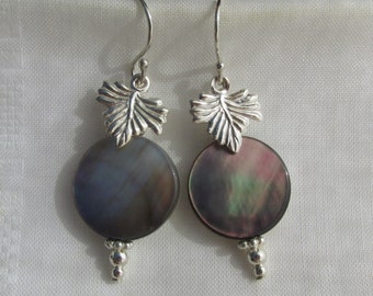 rainbow Mother-of-Pearl earrings, iridescent luminous gray, 925 Sterling Silver, organic natural shell earrings, silver floral leaf charms