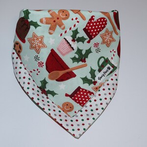 Christmas Cookies / Dog Bandana / Reversible Dog Bandana  / Bandanas For Dogs / Christmas Dog Bandana / Peek a boo Bandana